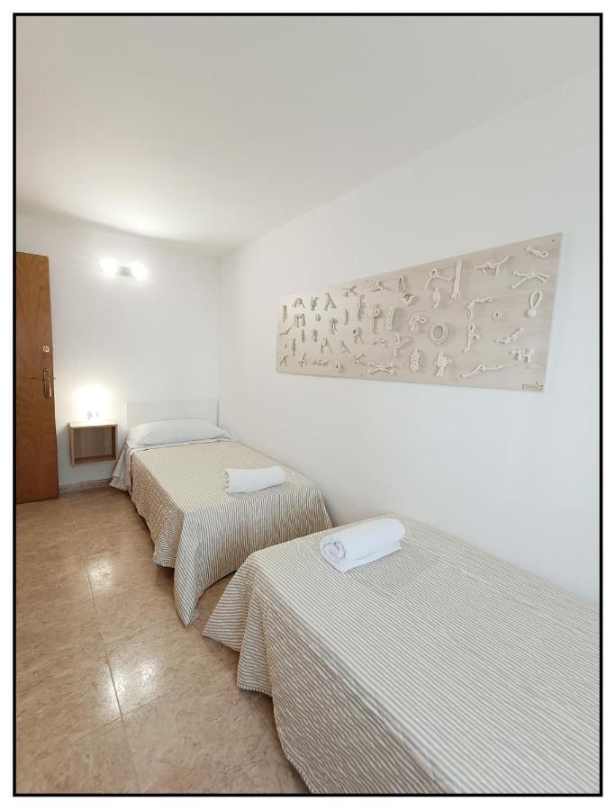 Apartamento Centrico Junto Al Mar - Wifi Free Salou Buitenkant foto